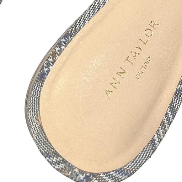 Ann Taylor Slip On Plaid Faux Suede Mules - Picture 5 of 7